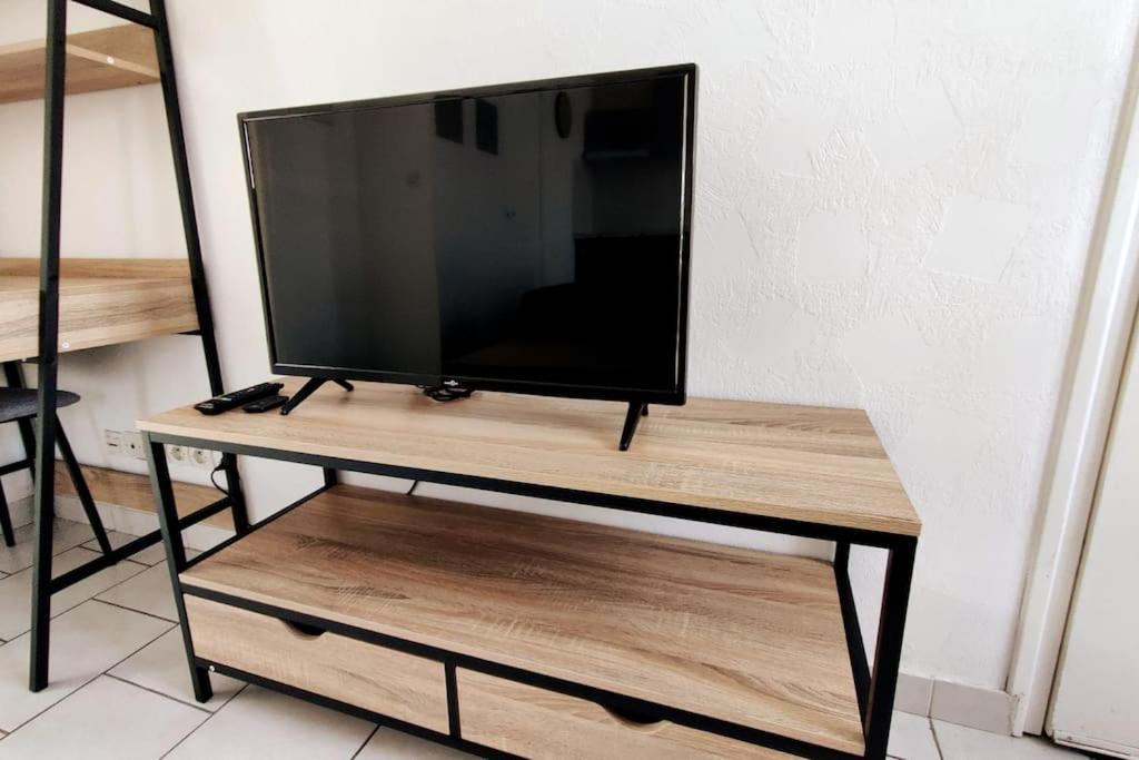 Appartement Style Industriel Au Centre De דואי מראה חיצוני תמונה
