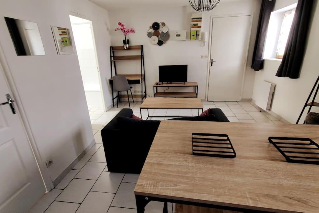 Appartement Style Industriel Au Centre De דואי מראה חיצוני תמונה