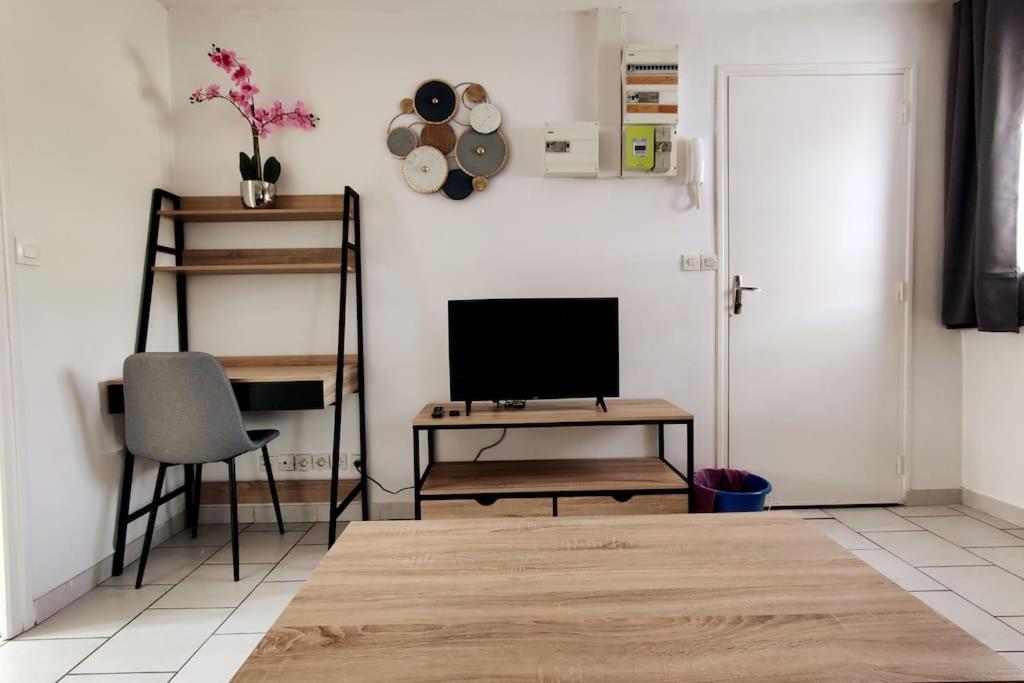 Appartement Style Industriel Au Centre De דואי מראה חיצוני תמונה